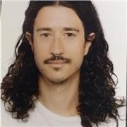 Profesor de física e idiomas con experiencia en Valladolid y Cantabria